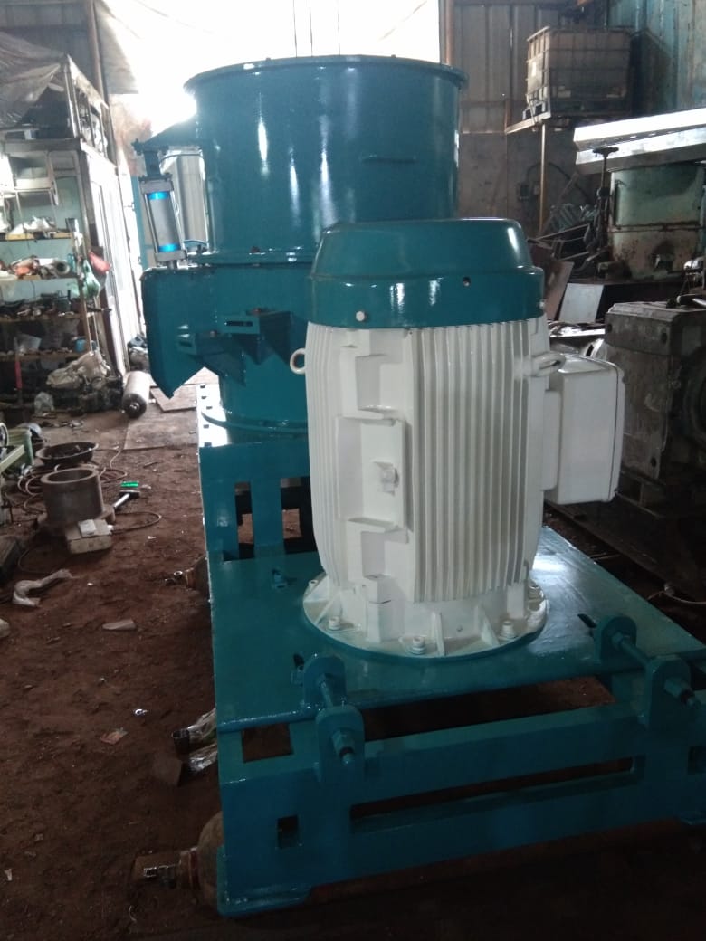 PLASTIC AGGLO MACHINE